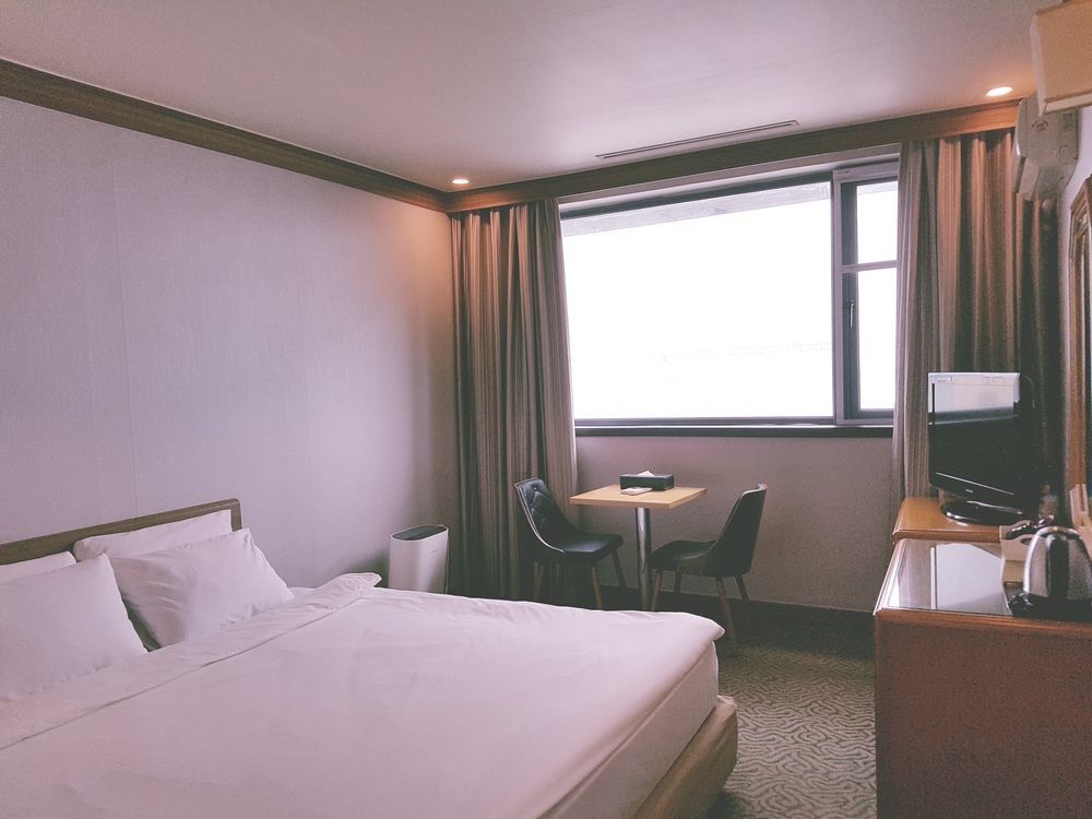 Dawn Beach Hotel Busan Exterior photo