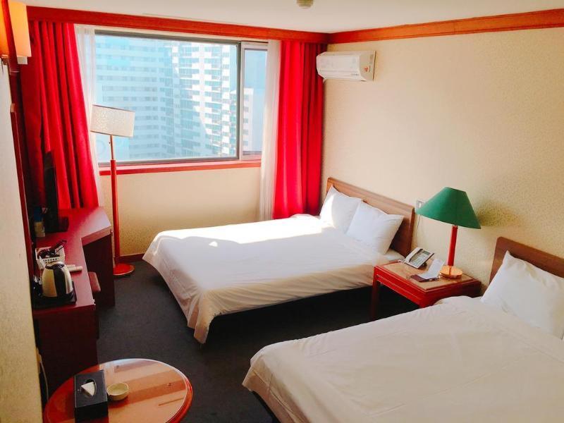 Dawn Beach Hotel Busan Exterior photo