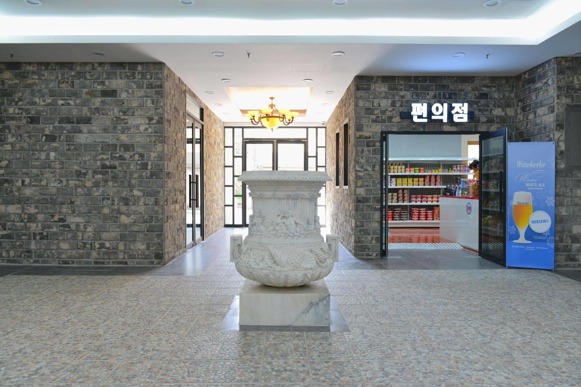 Dawn Beach Hotel Busan Exterior photo