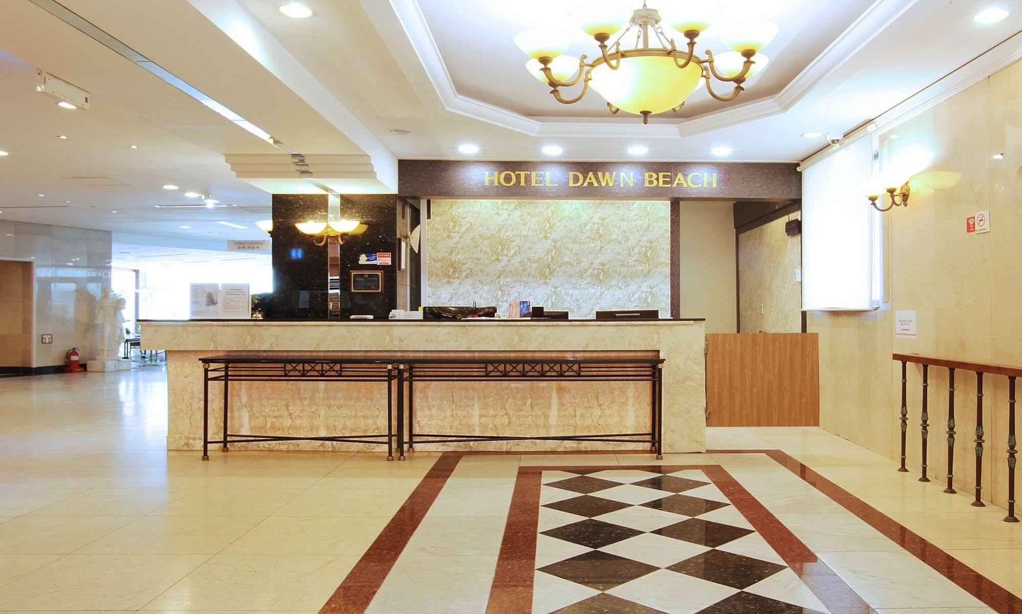 Dawn Beach Hotel Busan Exterior photo