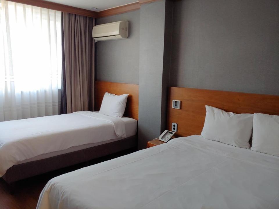 Dawn Beach Hotel Busan Exterior photo