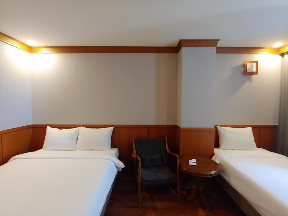 Dawn Beach Hotel Busan Exterior photo